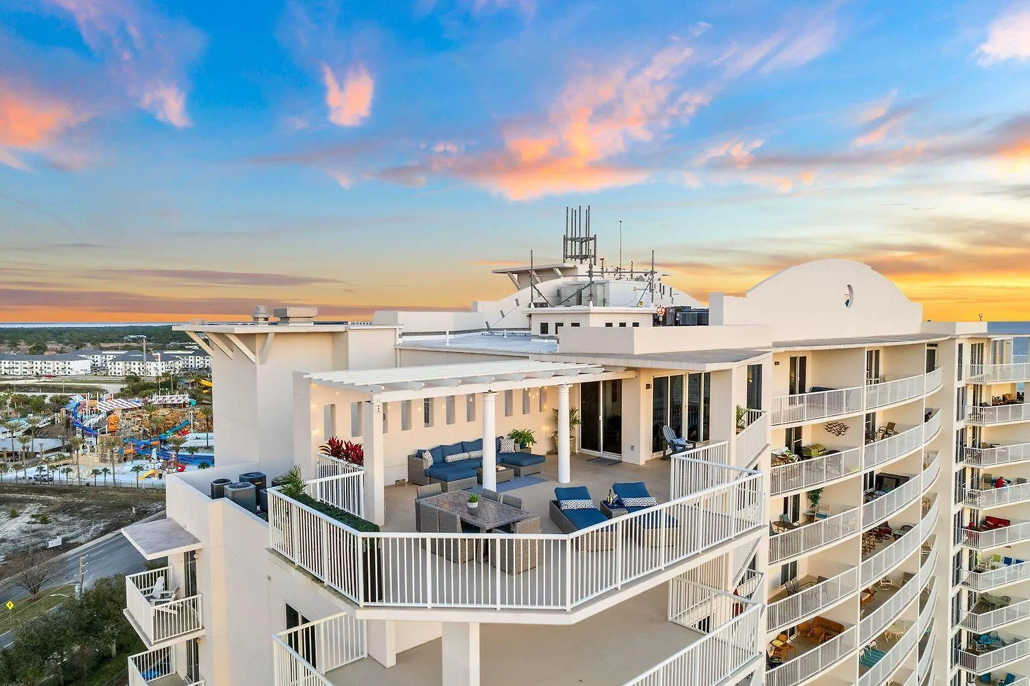 Terrace At Pelican Beach Penthouse Destin Holiday home